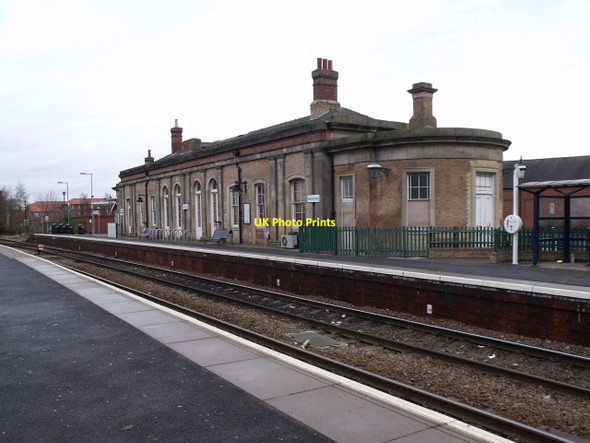 Photo 6"x4" Newark Castle station Newark-on-Trent c2011