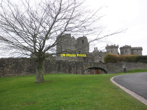 Photo 6"x4" Raglan Castle Raglan c2011
