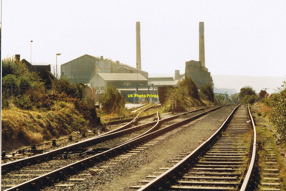 Photo 6"x4" Chinnor Cement Works Chinnor c1986