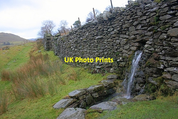 Photo 6"x4" Stream Flowing Through a Wall Ambleside c2011
