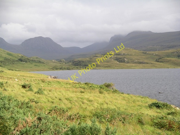 Photo 6"x4" Head, Loch Osgaig Abhainn Osgaig c2005