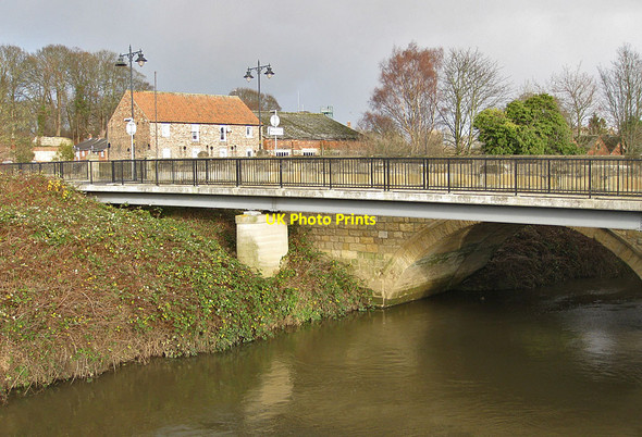 Photo 6"x4" Footbridge and road bridge over the Derwent Norton-on-Derwent c2012