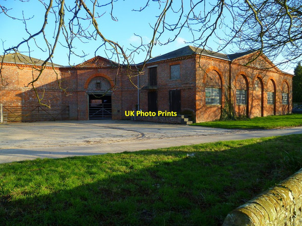 Photo 6"x4" The yard at Itchenor Park Farm West Itchenor c2012