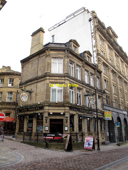 Photo 6"x4" The City Vaults Bradford\/SE1632 c2011