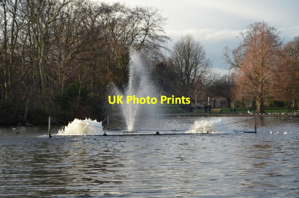 Photo 6"x4" Fountain - Abbey Park Leicester c2012