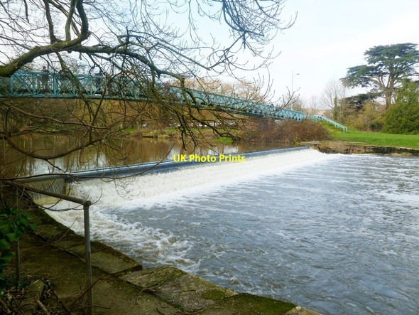 Photo 6"x4" Blandford Forum, weir Blandford Forum c2012