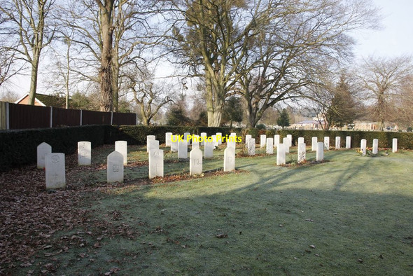 Photo 6"x4" View across the cemetery Reading c2012