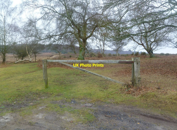 Photo 6"x4" Burley Street, gate Burley Street c2012