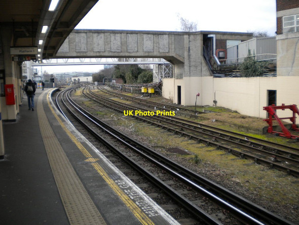 Photo 6"x4" Acton Town Underground Acton\/TQ2080 c2012