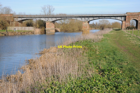 Photo 6"x4" Eckington Railway Bridge Defford\/SO9143 c2012