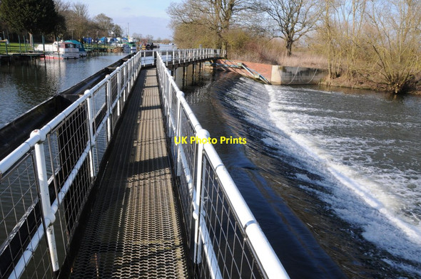 Photo 6"x4" Footbridge over Strensham Strensham c2012