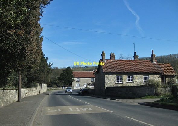 Photo 6"x4" B1248 through North Grimston North Grimston c2012