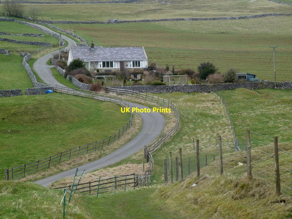 Photo 6"x4" Limestone Way past West View Old Dam c2012