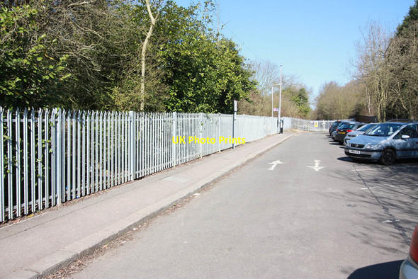 Photo 6"x4" Road to Crews Hill Station Botany Bay\/TQ2999 c2012