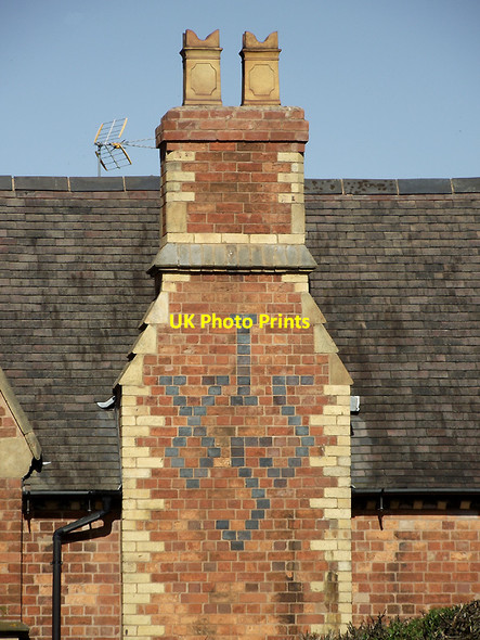Photo 6"x4" Decorative brickwork on The Lodge at Stanmore, Shropshire Stanmore\/SO7492 c2012