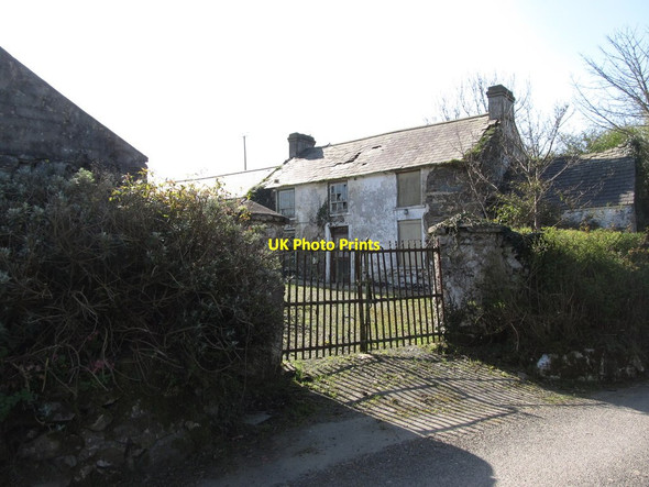 Photo 6"x4" Derelict farmhouse on Knock Road Annaclone c2012