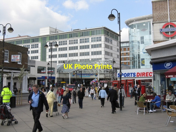 Photo 6"x4" Uxbridge - central shopping area Uxbridge c2012