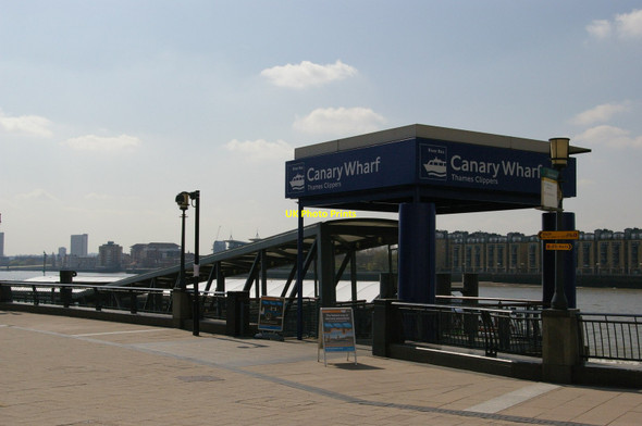 Photo 6"x4" Canary Wharf Pier Poplar\/TQ3780 c2012