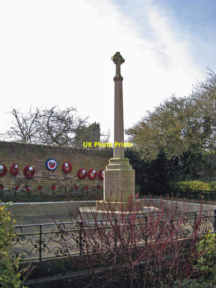 Photo 6"x4" War memorial, Chinnor Chinnor c2012
