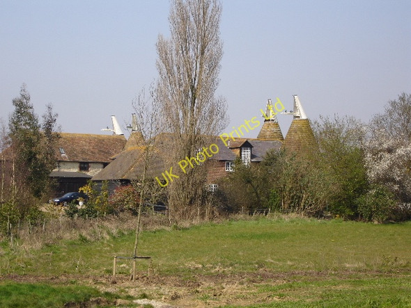 Photo 6"x4" One Mile Oast Bliby c2007