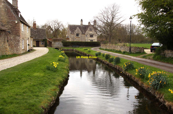 Photo 6"x4" The River Thames at Ashton Keynes Ashton Keynes c2012