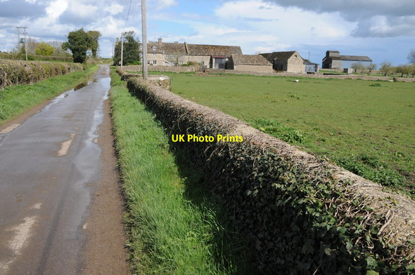 Photo 6"x4" Star Farm Tetbury Upton c2012