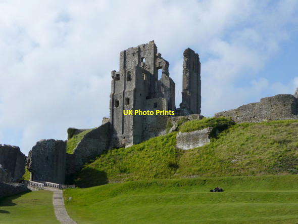 Photo 6"x4" Corfe Castle, Dorset Corfe Castle c2012 P1