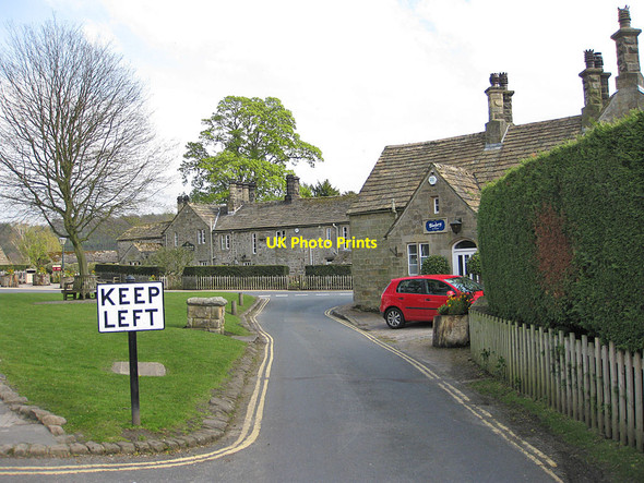 Photo 6"x4" Green triangle, Bolton Abbey Bolton Abbey c2012