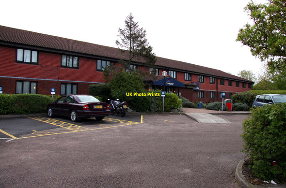 Photo 6"x4" The Travelodge near Hailsham Hailsham c2012