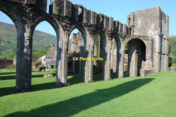 Photo 6"x4" Ruins of Llanthony Priory Llanthony c2012 P2