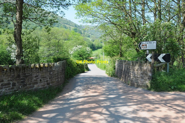 Photo 6"x4" Road to Capel-y-ffin Llanthony c2012