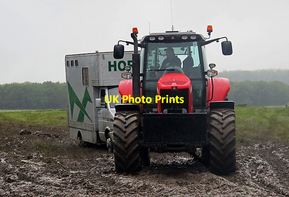 Photo 6"x4" On tow Largoward c2012