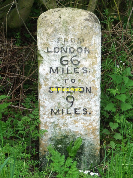 Photo 6"x4" Old Milestone Alconbury c2012