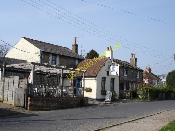 Photo 6"x4" The Blue Anchor Public house Brabourne Lees Ridgeway\/TR0740 c2007