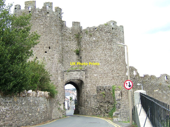 Photo 6"x4" Upper Gate in 2005 Conwy c2005