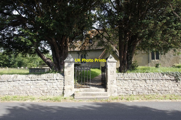 Photo 6"x4" Church entrance gate Drayton St Leonard c2012