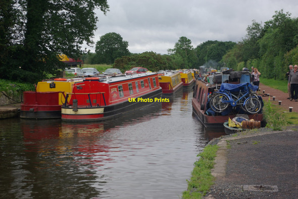 Photo 6"x4" Staffs & Worcs Canal, Gailey Gailey c2012