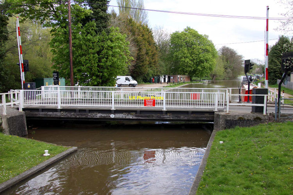 Photo 6"x4" Tylemill Bridge over the Kennet and Avon Canal Ufton Green c2012