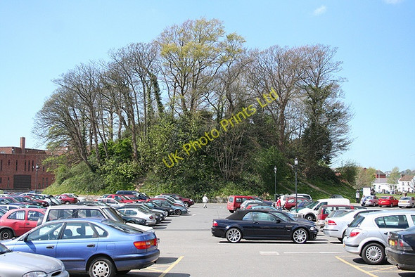 Photo 6"x4" Barnstaple: castle mound Barnstaple c2007