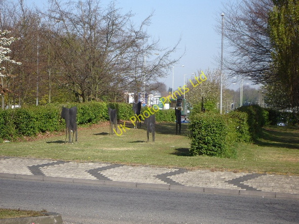 Photo 6"x4" The Drovers roundabout Ashford\/TR0042 c2007