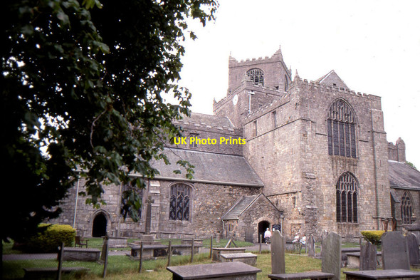 Photo 6"x4" Cartmel Priory Cartmel c1997