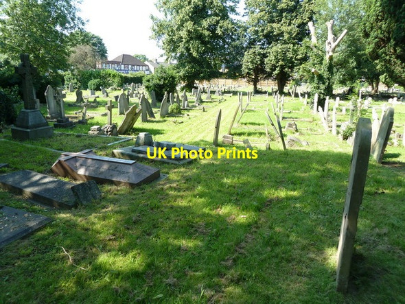Photo 6"x4" The Parish Church of St Leonard, Heston, Graveyard Hounslow c2012