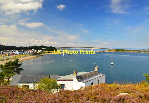 Photo 6"x4" Winkle Hall and Winkle Beach Kyleakin c2012