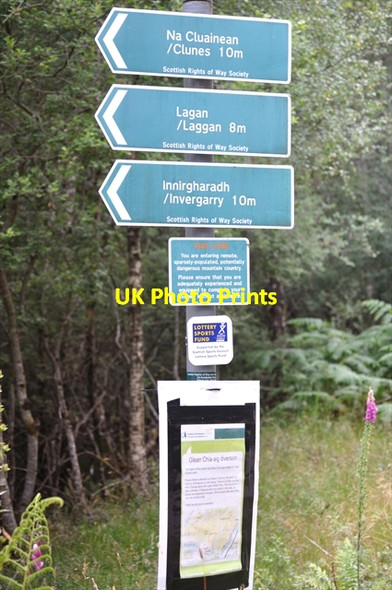 Photo 6"x4" Directional Sign on Loch Garry Garrygualach c2012