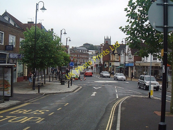 Photo 6"x4" The Broadway East Grinstead c2005