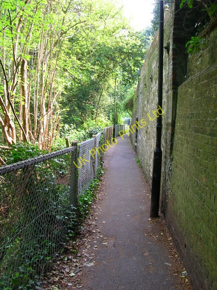 Photo 6"x4" Footpath to The Pells Lewes c2007