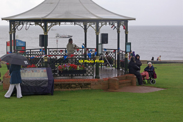 Photo 6"x4" Hunstanton Bandstand Hunstanton c2012