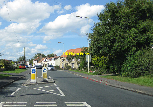 Photo 6"x4" Give way at the chicane Lebberston c2012