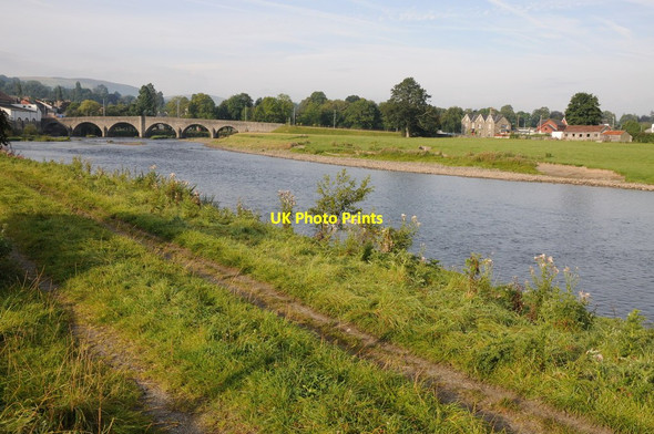 Photo 6"x4" The River Wye at Builth Wells Builth Wells\/Llanfair-Ym-Muallt c2012
