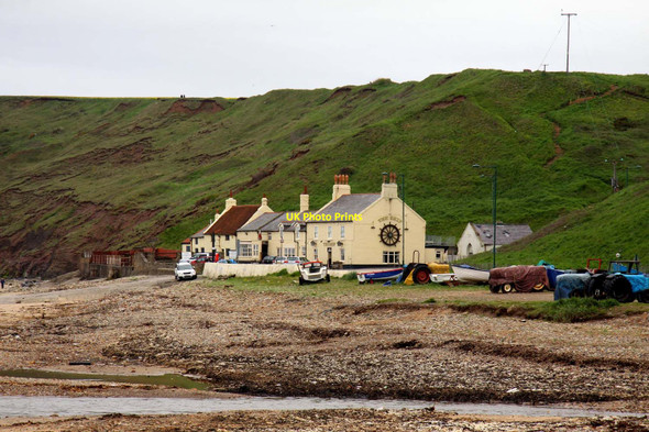 Photo 6"x4" The Ship by Saltburn Beach Saltburn-By-The-Sea c2012